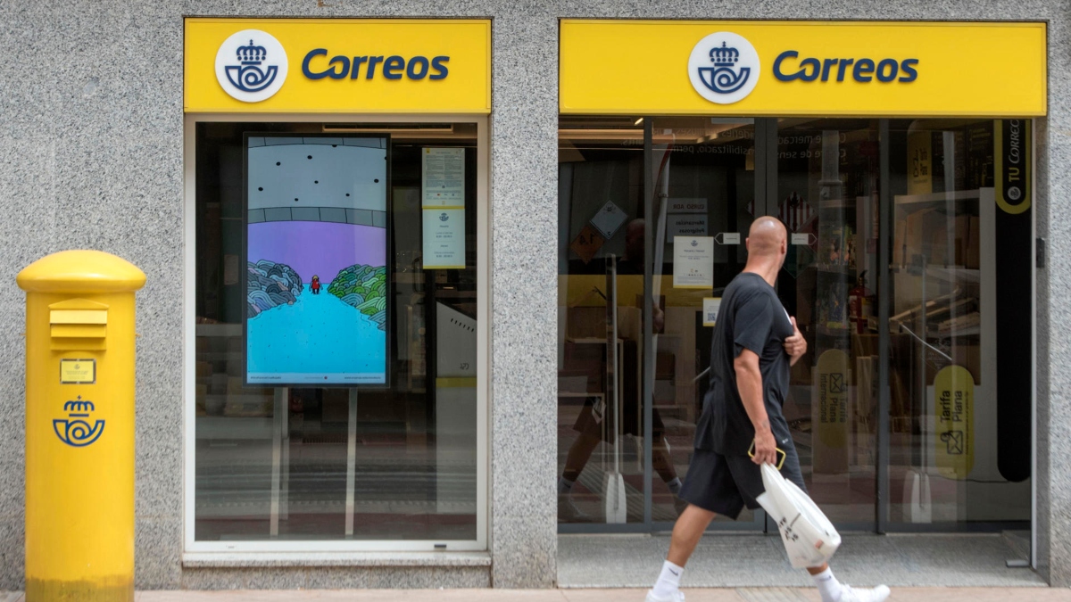 Correos suspende el envío de paquetes de bajo valor a EEUU por los aranceles Correos suspende el envío de paquetes de bajo valor a EEUU por los aranceles