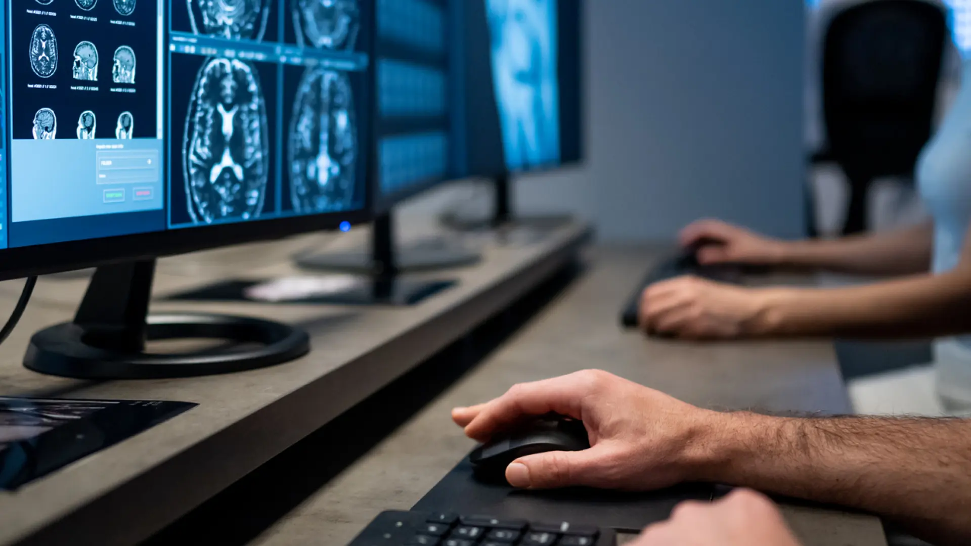 Las disfunciones de la barrera hematoencefálica, asociadas a la edad, se relacionan con los procesos neurodegenerativos.