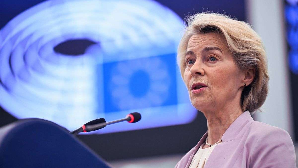 Von der Leyen califica a Putin de "depredador" y pide una "fuerte disuasión militar" contra él Von der Leyen califica a Putin de "depredador" y pide una "fuerte disuasión militar" contra él