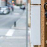 Madrid prohíbe definitivamente los pisos turísticos en edificios residenciales tras el aval de la Comunidad al Plan Reside