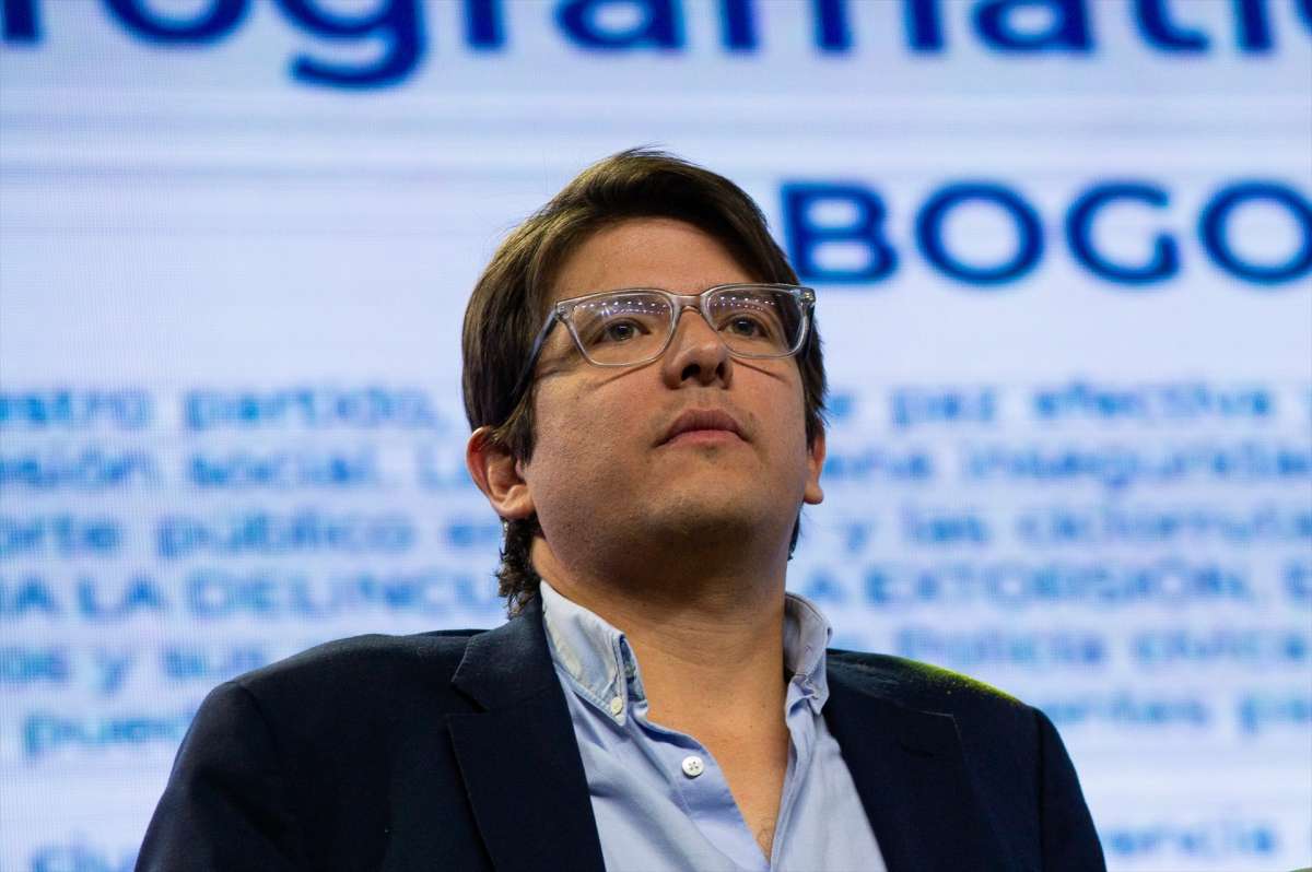Muere Miguel Uribe, precandidato a la presidencia de Colombia que fue tiroteado durante un mitin Muere Miguel Uribe, precandidato a la presidencia de Colombia que fue tiroteado durante un mitin