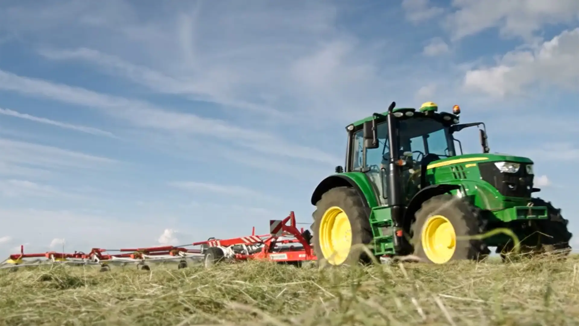Muere un hombre que fue encontrado debajo de su tractor en Lugo Muere un hombre que fue encontrado debajo de su tractor en Lugo