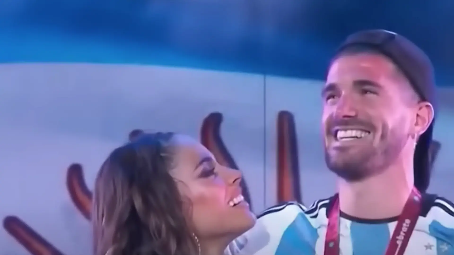 Tini Stoessel y el futbolista Rodrigo de Paul podrían estar preparando su boda Tini Stoessel y el futbolista Rodrigo de Paul podrían estar preparando su boda