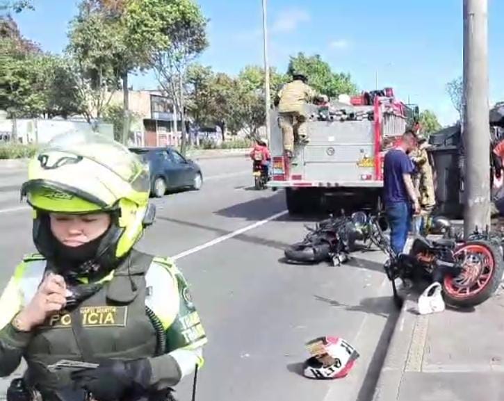 Accidente en Engativá frena la calle 80: ciclista perdió la vida