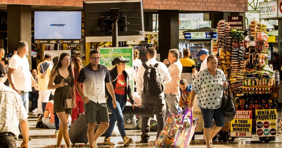 Medellín: Terminales terrestres esperan a más de 200 mil pasajeros
