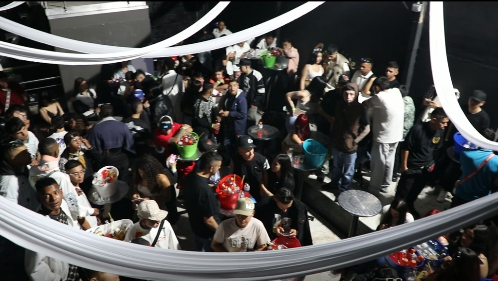 Aguan fiesta con más de 20 menores de edad y drogas de todo tipo en Kennedy