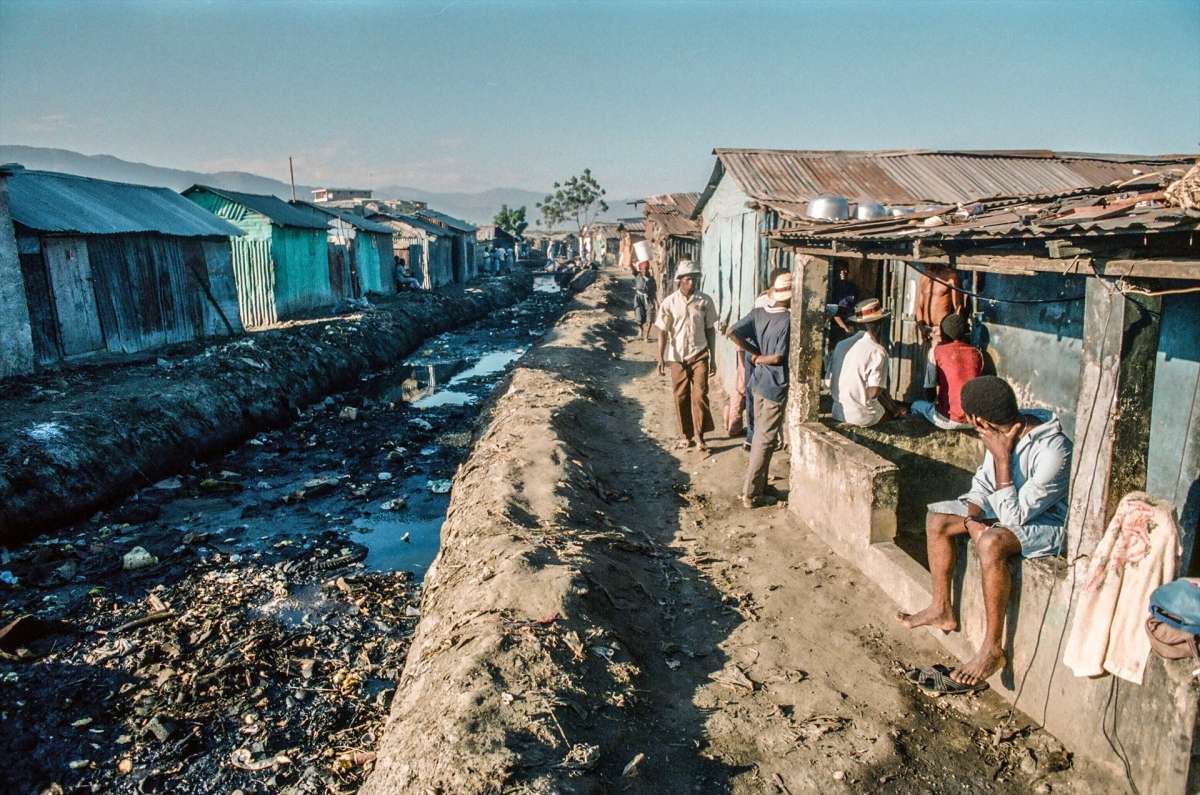 El barrio más duro del planeta: Cité Soleil, donde los niños pandilleros se acuestan con la muerte El barrio más duro del planeta: Cité Soleil, donde los niños pandilleros se acuestan con la muerte