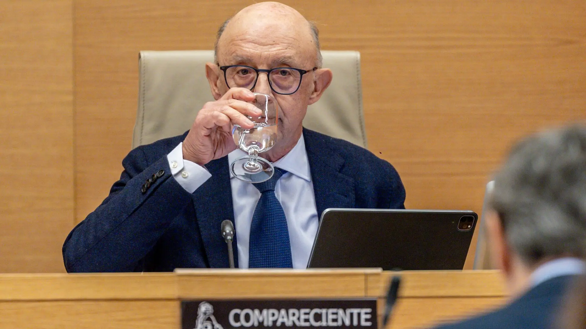 El despacho clave del caso Montoro pide a la Audiencia de Tarragona que declare la nulidad de la investigación El despacho clave del caso Montoro pide a la Audiencia de Tarragona que declare la nulidad de la investigación