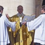 El papa León XIV canoniza a Carlo Acutis, el primer santo 'milenial'