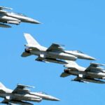 Polonia derriba varios drones rusos y cierra Varsovia tras un "acto de agresión"