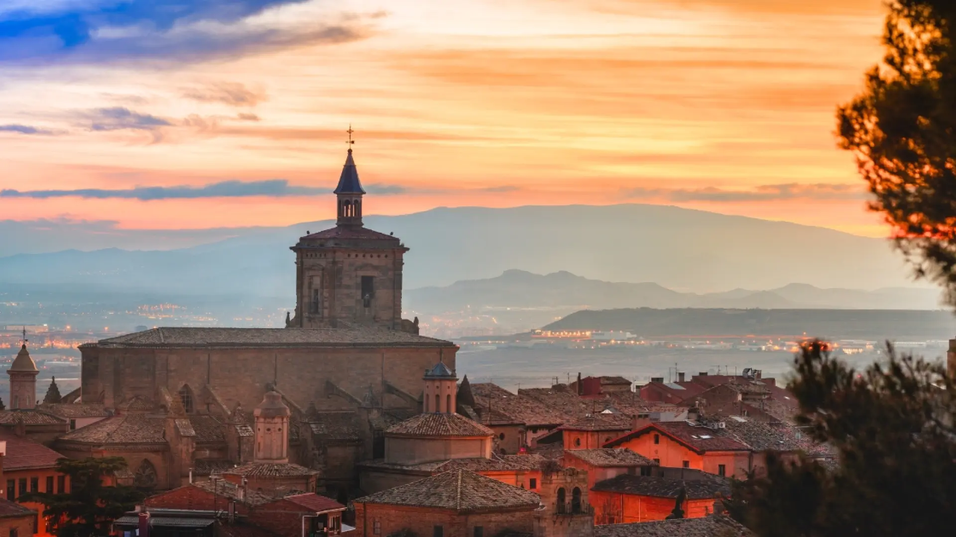 Viana, la ciudad navarra que da nombre a uno de los títulos de la princesa Leonor y que hoy visita la familia real