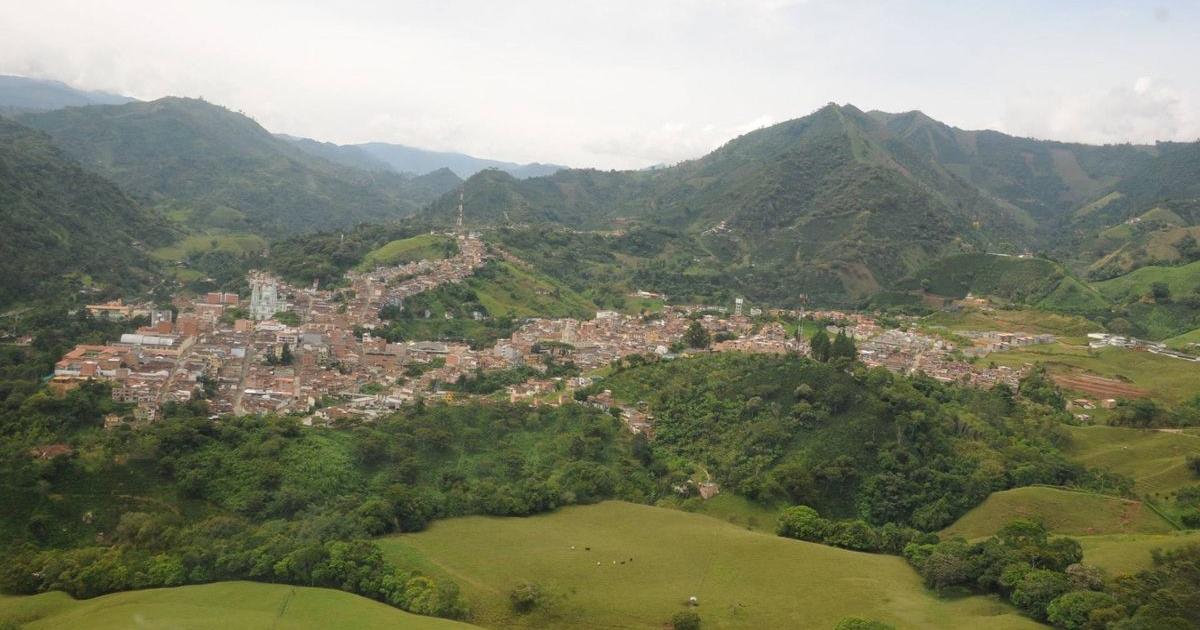 Noticias Antioquia: Pliego de cargos contra exalcalde de Andes por quebrada
