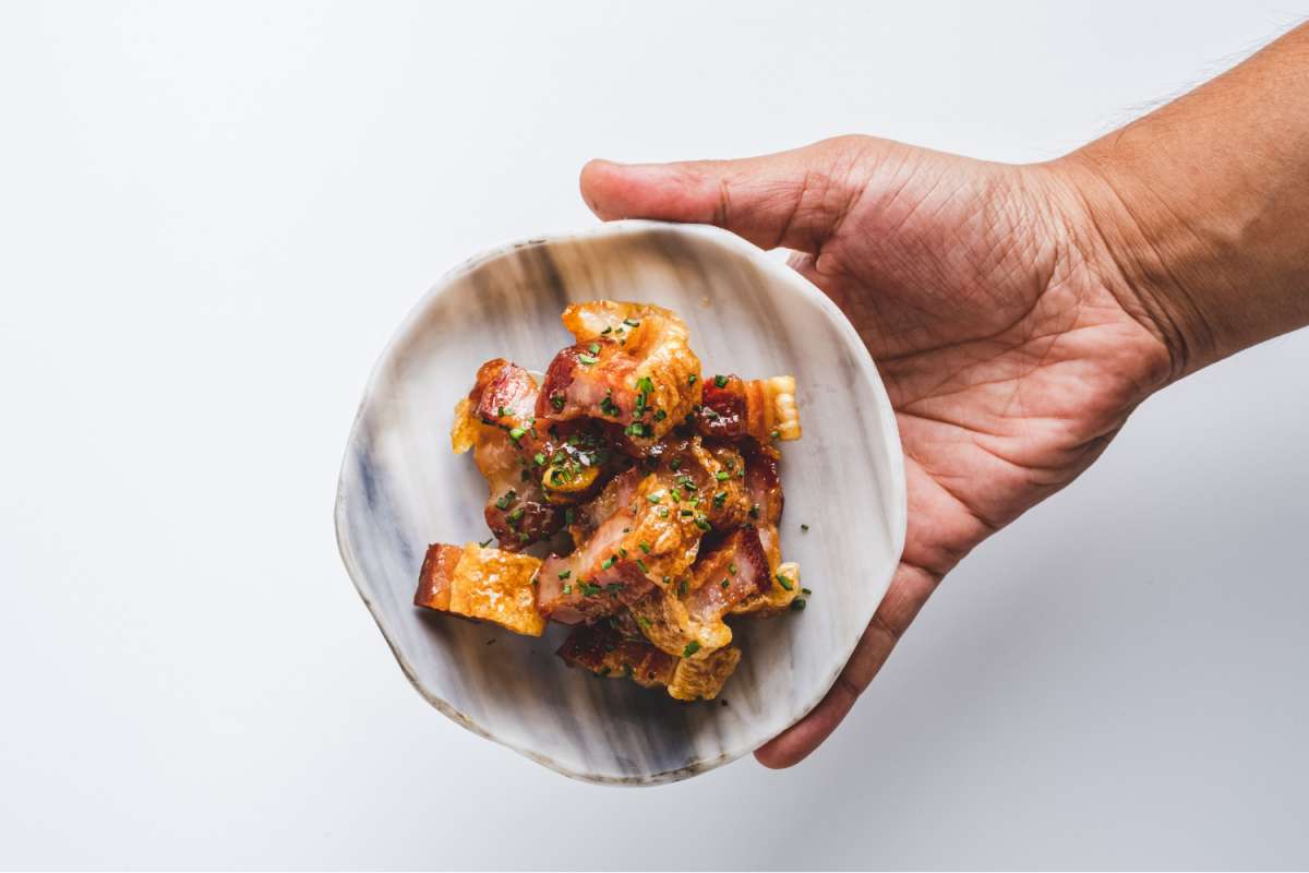 ¿Torreznos con yuzu? Así reinventa Pelican uno de los clásicos españoles en Alicante