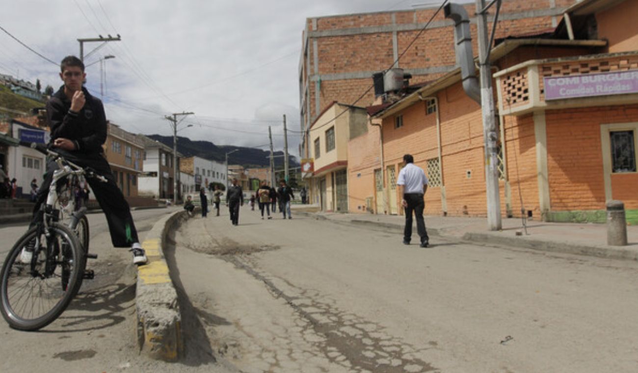 Contraloría detecta fallas en obra vial de Sibaté: están perdiendo millones Contraloría detecta fallas en obra vial de Sibaté: están perdiendo millones