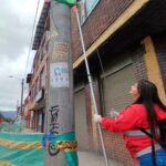 Distrito les mete mano a los postes de luz: barrios cambiarán su cara