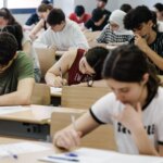 el 70% de los jóvenes con padres sin Bachillerato deja los estudios tras la ESO