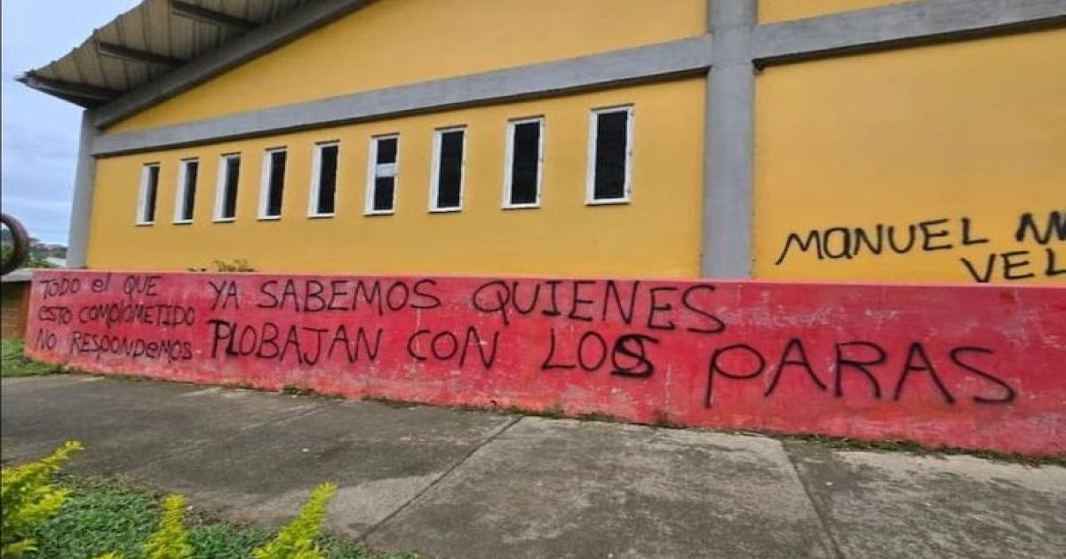 Noticias Antioquia: Grafitis alusivos a disidencias en Betulia Noticias Antioquia: Grafitis alusivos a disidencias en Betulia