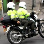 Rápidos y furiosos: Policía captura a ladrones en persecución maratónica