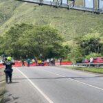 Conductores bloquean la vía al Llano: estos son los cierres