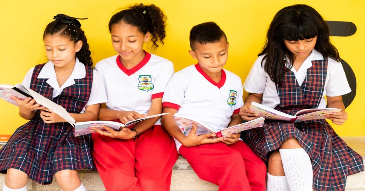 Antioquia: Le apuestan al bilingüismo para docentes y estudiantes Antioquia: Le apuestan al bilingüismo para docentes y estudiantes