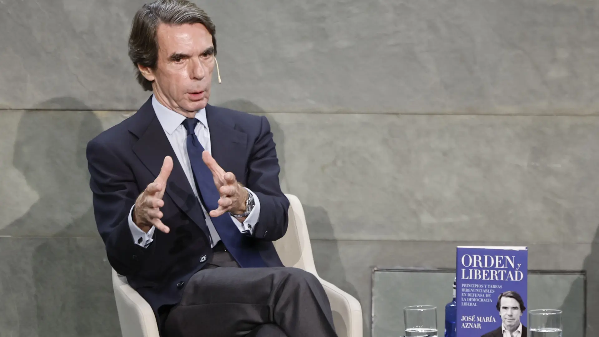 Aznar afirma que la reputación de España en Europa «ha caído vertiginosamente» por culpa de Sánchez Aznar afirma que la reputación de España en Europa «ha caído vertiginosamente» por culpa de Sánchez
