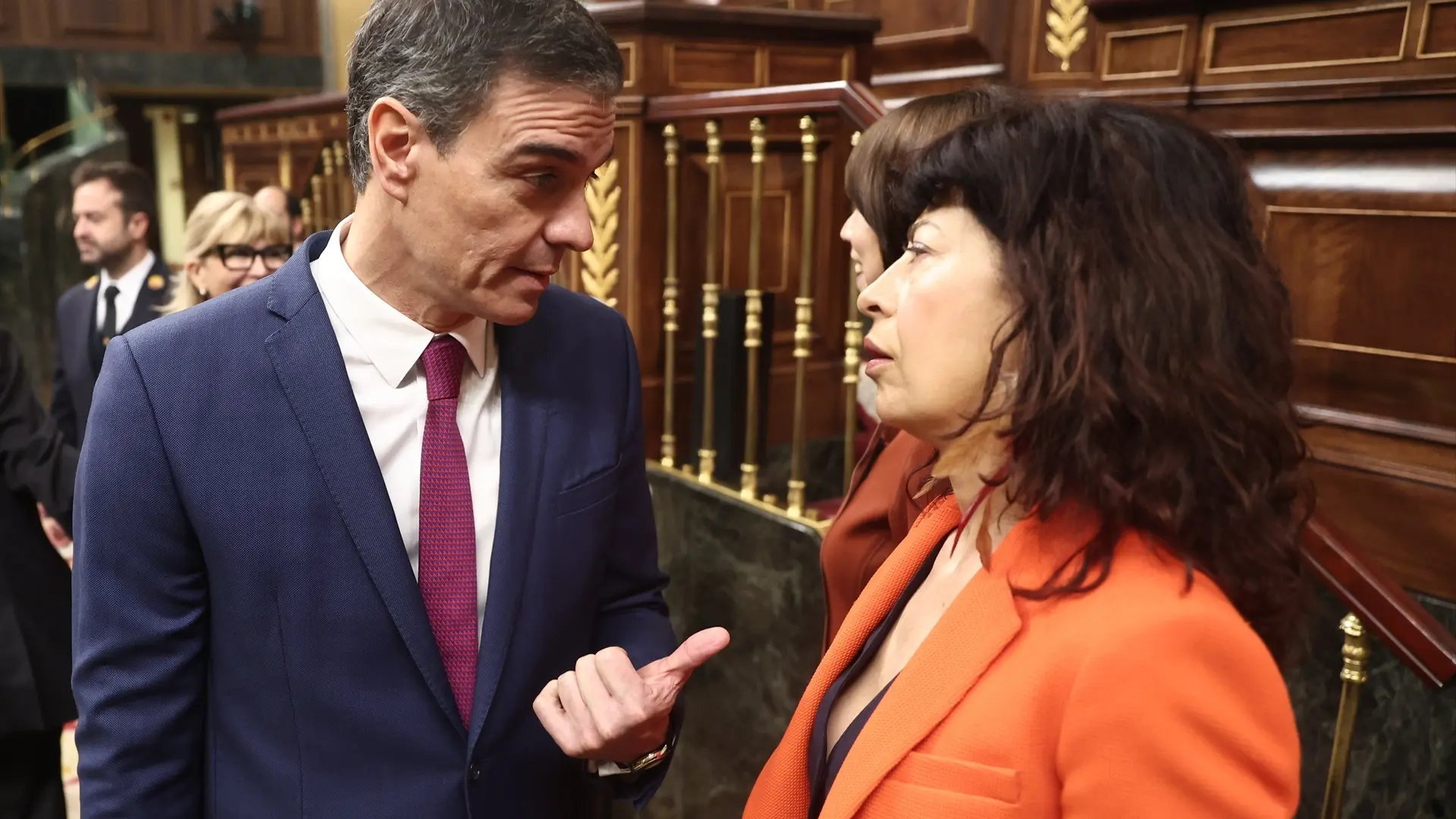El Congreso aprueba una iniciativa del PP para auditar las pulseras antimaltrato con el ‘sí’ de Ábalos y la abstención del PSOE El Congreso aprueba una iniciativa del PP para auditar las pulseras antimaltrato con el ‘sí’ de Ábalos y la abstención del PSOE