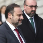 La Audiencia Nacional acuerda investigar los pagos en metálico del PSOE a Ábalos y Koldo