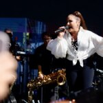 Gloria Estefan llena la Plaza de Colón con un concierto gratuito por la Hispanidad