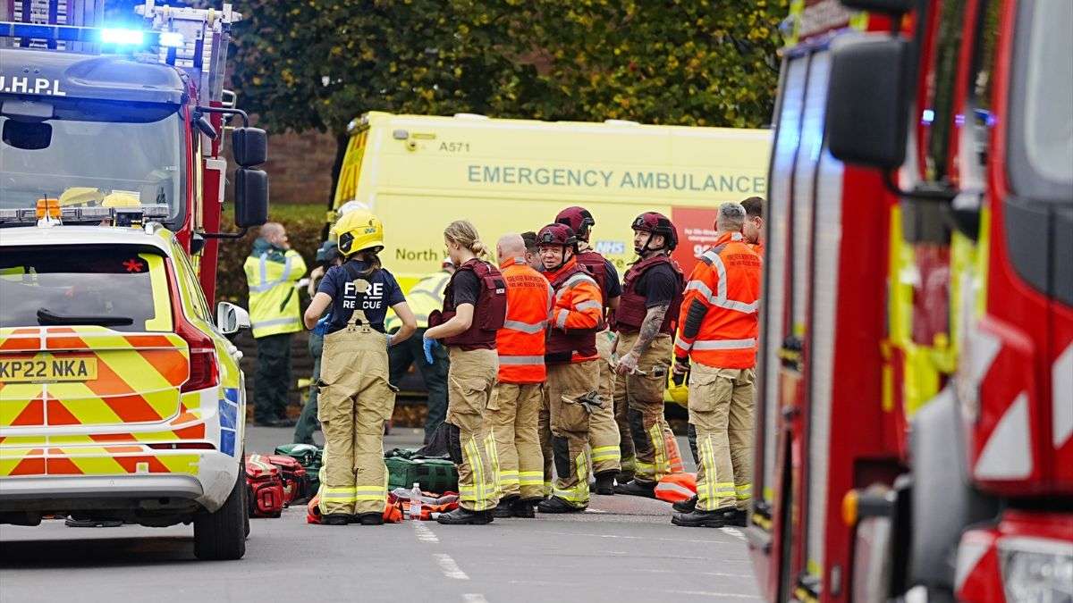 La Policía declara atentado terrorista el ataque contra una sinagoga en Mánchester que deja dos muertos