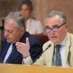 Sanz saca adelante otra bajada del IBI y la nueva tasa de grandes eventos pero vuelve a posponer la de basuras Sanz saca adelante otra bajada del IBI y la nueva tasa de grandes eventos pero vuelve a posponer la de basuras