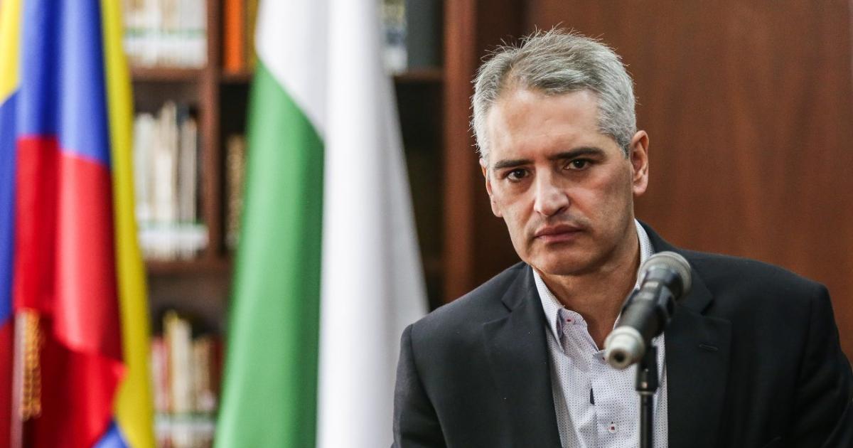 «La decisión de EE. UU. es un coletazo buscado por Petro»: Andrés Rendón «La decisión de EE. UU. es un coletazo buscado por Petro»: Andrés Rendón