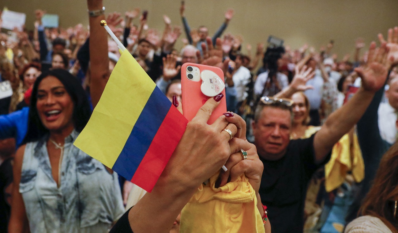 En Alerta Bogotá, colombianos confesaron si viven sabroso en Estados Unidos En Alerta Bogotá, colombianos confesaron si viven sabroso en Estados Unidos