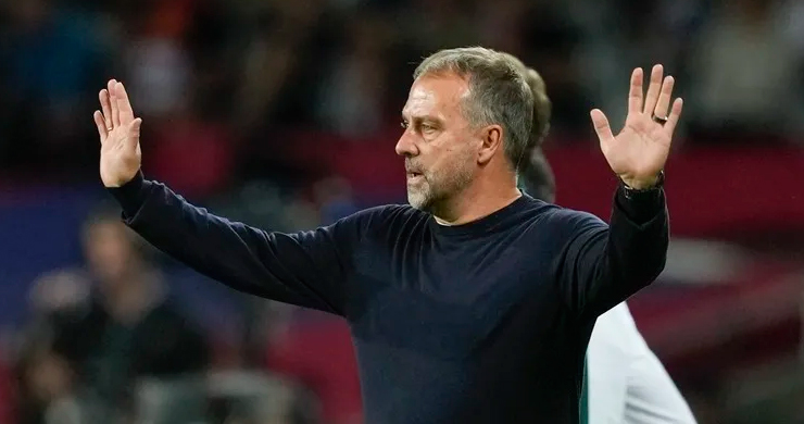 Hansi Flick sancionado con un partido, se perderá el Clásico ante el Real Madrid