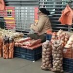 Montan plaza en TransMilenio: usuarios se bajan con lo del almuerzo