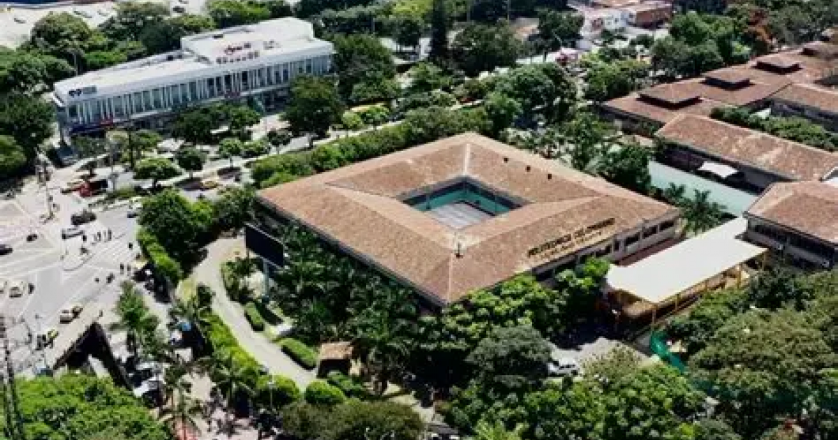Noticias Antioquia: Paro en el Politécnico JIC Noticias Antioquia: Paro en el Politécnico JIC