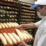 Tenderos y panaderos celebran: sacar un crédito no será un problema