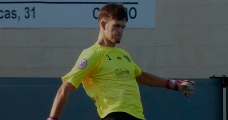 Fallece el portero de 19 años tras un golpe fortuito durante un partido