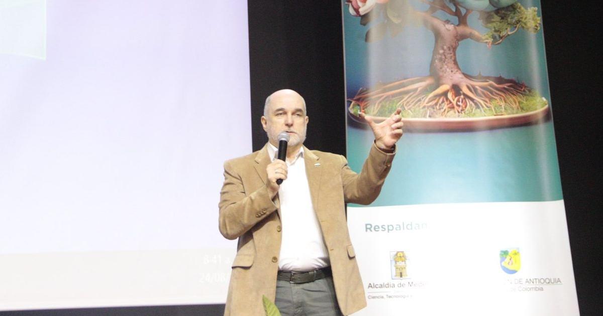Noticias Antioquia: Renunció secretario de Educación
