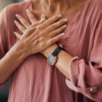 Los síntomas de un ataque cardíaco que se pueden confundir con uno de pánico o ansiedad y cómo diferenciarlos