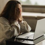 La causa de muchas dolencias es porque la vida moderna ha superado el ritmo de la evolución humana