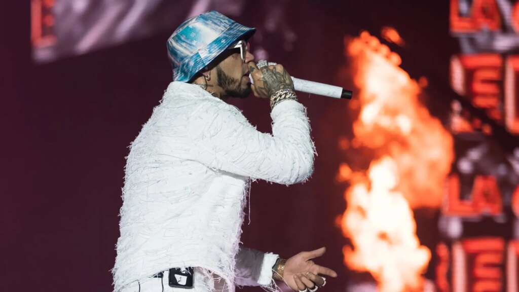 Anuel AA vuelve a llegar tarde en su segundo concierto en Madrid, entre división de opiniones en redes Anuel AA vuelve a llegar tarde en su segundo concierto en Madrid, entre división de opiniones en redes
