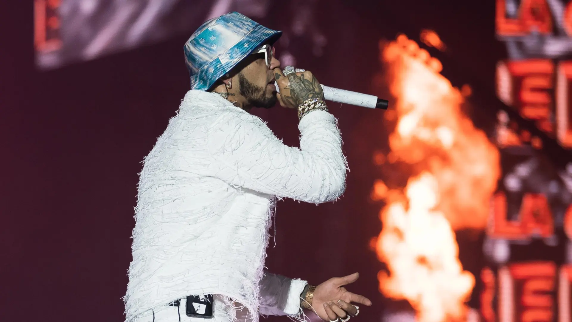 Anuel AA vuelve a llegar tarde en su segundo concierto en Madrid, entre división de opiniones en redes