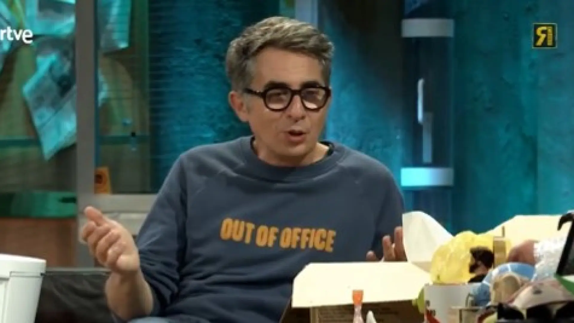 Broncano se ‘enfada’ con Berto Romero en ‘La Revuelta’ por no promocionar nada nuevo en su programa: «Estás rebañando el yogur»