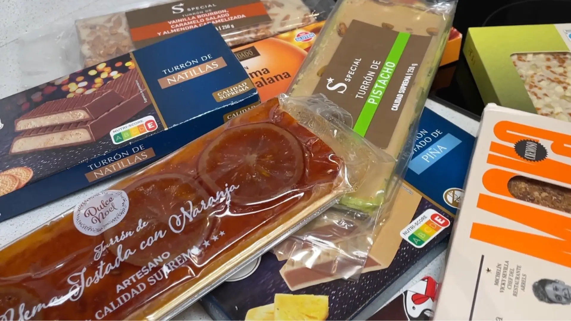 El turrón más largo del mundo se elabora en Madrid (y se reparte gratis)