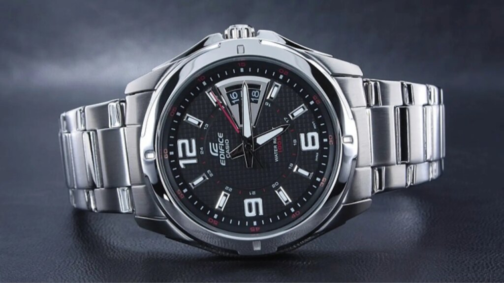 Este elegante reloj no es un Rolex, es un Casio y su precio es sorprendentemente bajo