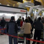 Iberia trabaja para realizar los «cambios necesarios» tras el aviso de Airbus y no prevé cancelaciones este sábado Iberia trabaja para realizar los «cambios necesarios» tras el aviso de Airbus y no prevé cancelaciones este sábado