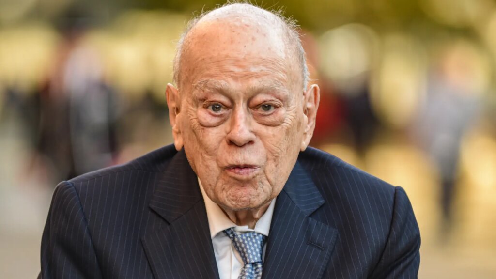 Jordi Pujol, ingresado en un hospital de Barcelona por una neumonía Jordi Pujol, ingresado en un hospital de Barcelona por una neumonía