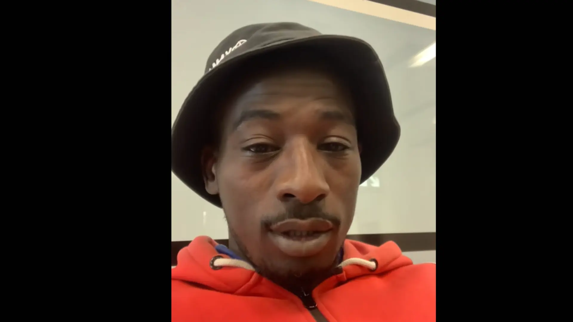 Uno de los detenidos por el robo del Louvre es un ‘tiktoker’ y exvigilante de seguridad de museo