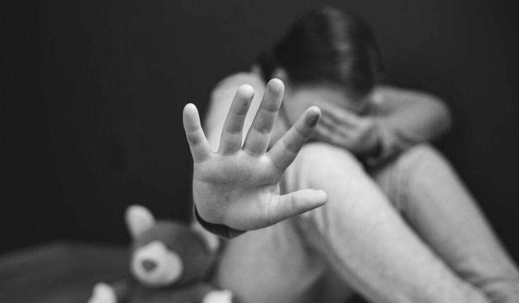 Hay otra denuncia contra hombre señalado de abusar de sus hijas Hay otra denuncia contra hombre señalado de abusar de sus hijas