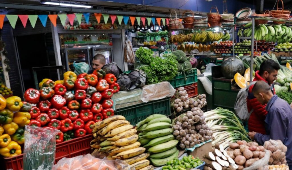 Precios en Corabastos este 9 de diciembre, 2025: alimentos que bajaron HOY